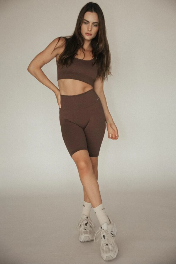 Seamless Ribbed Chocolate Set Sports Bra + Short - Sillvela